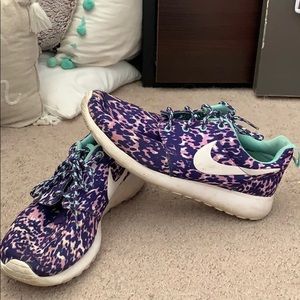 Cheetah women’s roshes